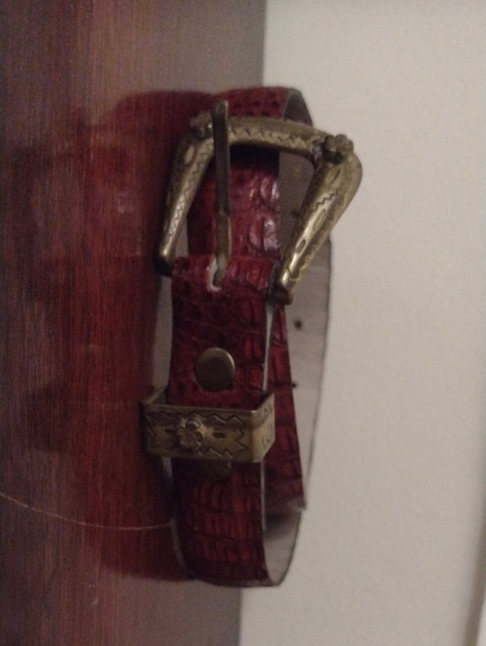 Vintage 80s Calderon Red Croc Embossed Leather Western Belt Size 32